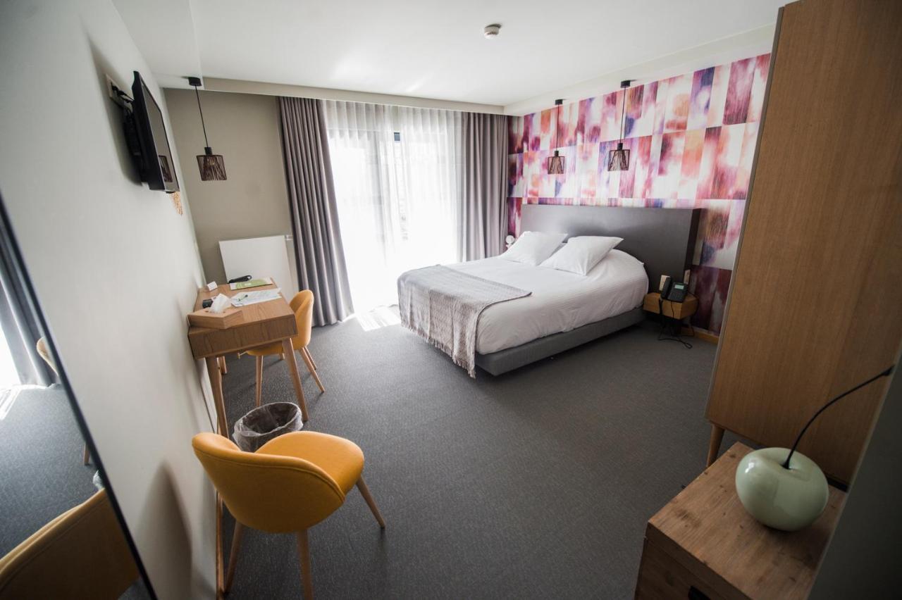 Hotel La Libellule Beauraing Esterno foto