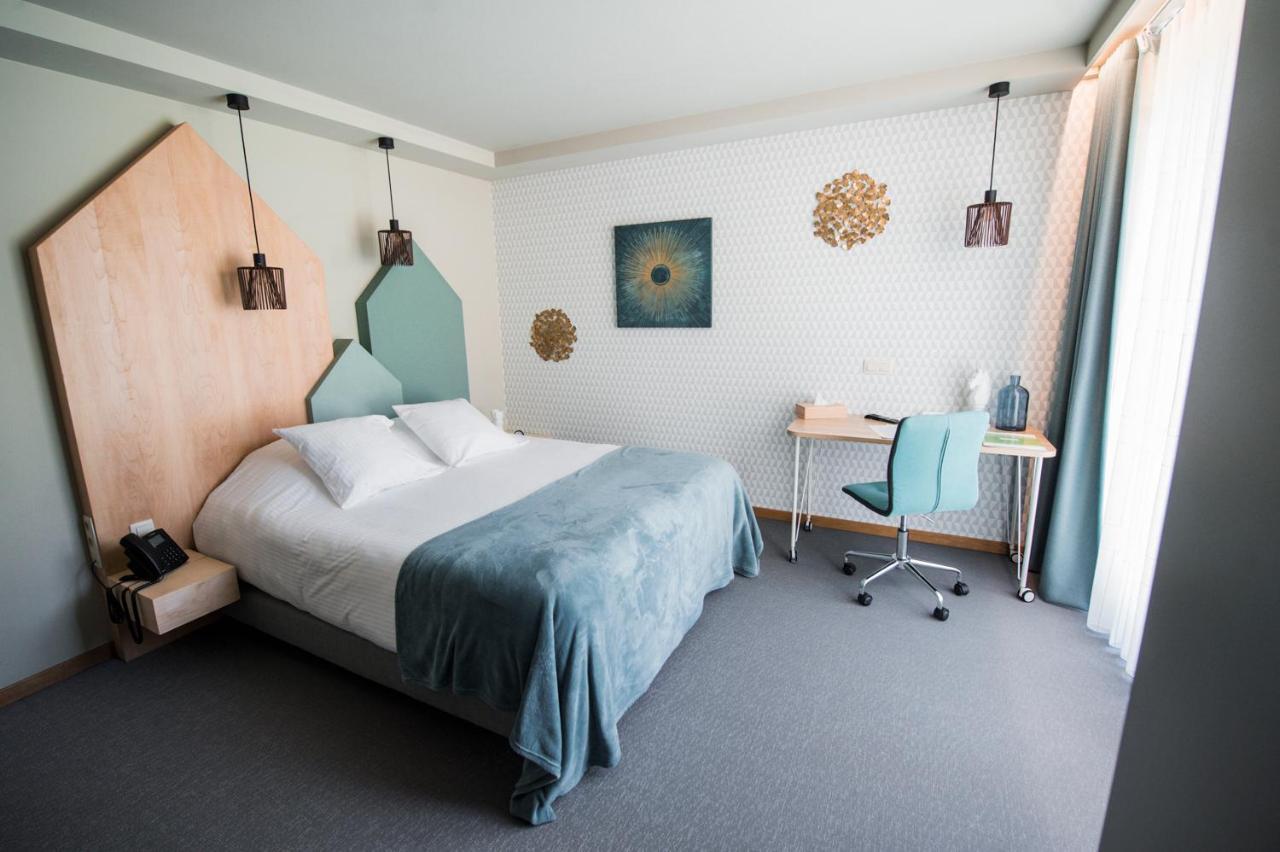 Hotel La Libellule Beauraing Esterno foto