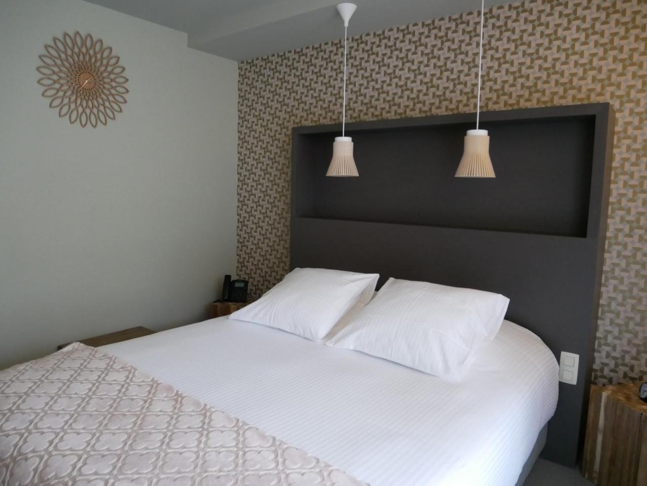 Hotel La Libellule Beauraing Esterno foto